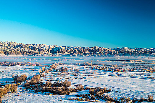 新疆,白哈巴村,村庄,木屋,雪景,冬天