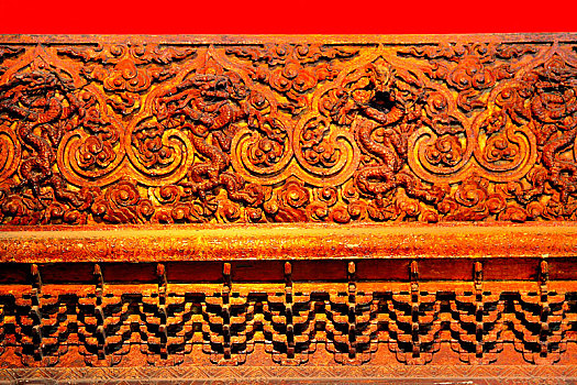 北京太和殿内木雕