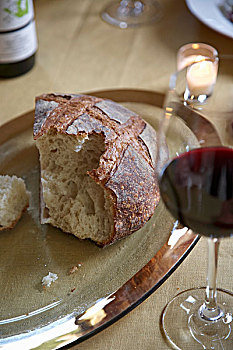面包,葡萄酒