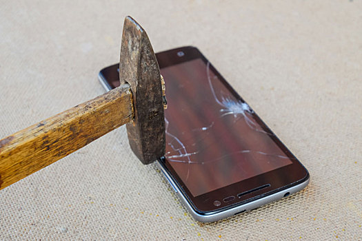 锤子,智能手机,显示屏,破损