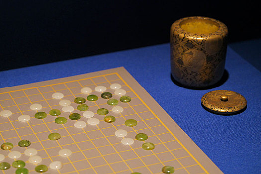 清代白玉碧玉围棋