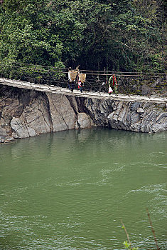 云南怒江峡谷福贡县