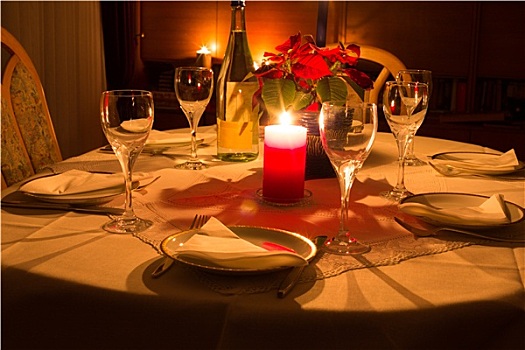 餐桌,烛光,花,玻璃,盘子