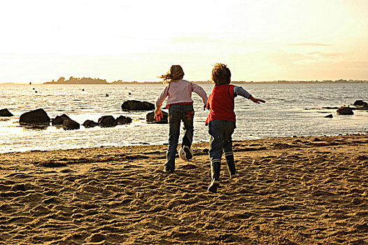 孩子,海滩,莫尔比昂省