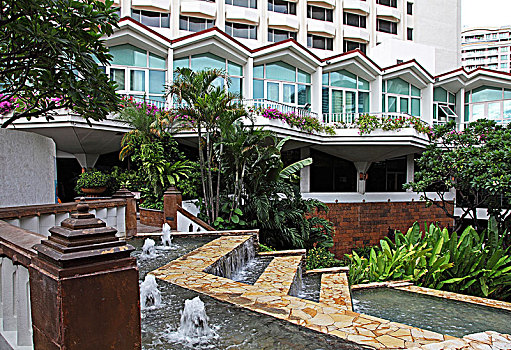 曼谷都喜天阙酒店,dusit,thani,bangkok,庭院