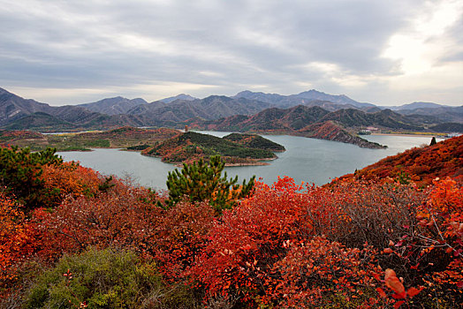 北京平谷金海湖秋天的景色