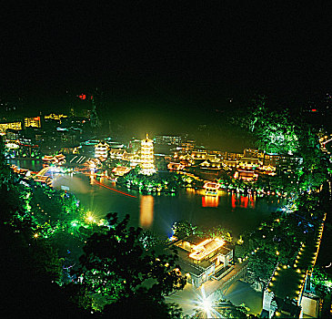 桂林市区黄昏夜晚