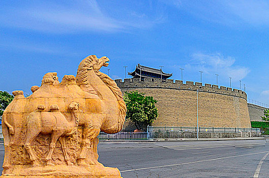 陕西榆林老城风光,城墙,骆驼雕像