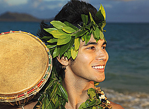 夏威夷,瓦胡岛,玻利尼西亚人,男人,鼓,向风,海岸