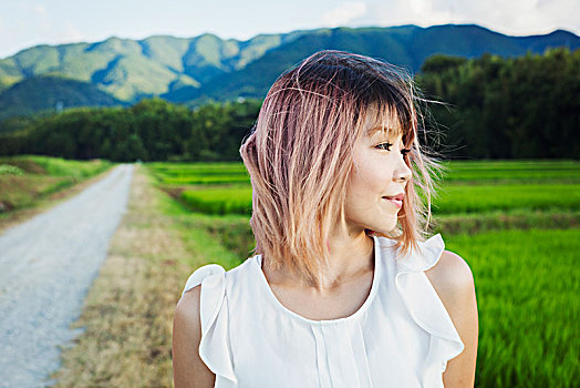 美女,站立,空旷,稻田,地点,绿色,山景