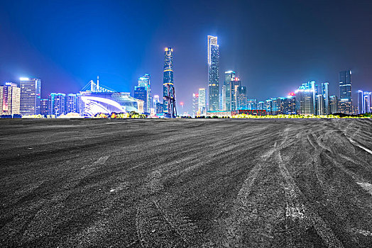 沥青路面和广州城市建筑天际线