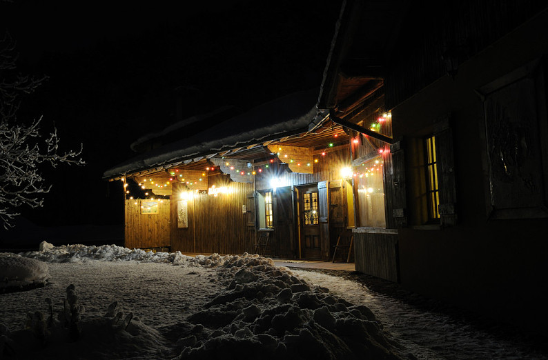 神秘_房子_漂亮_乡村_冬天_图片素材