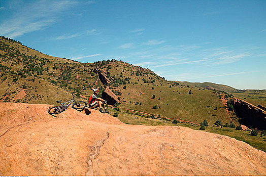 男人,山地车,红岩,科罗拉多,美国
