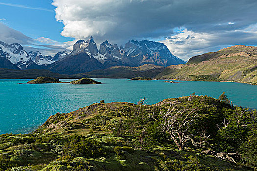 拉哥裴赫湖,山脉,托雷德裴恩国家公园,巴塔哥尼亚,智利