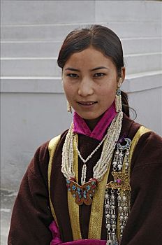 拉达克地区,女人,传统服装,北印度,喜马拉雅山,亚洲