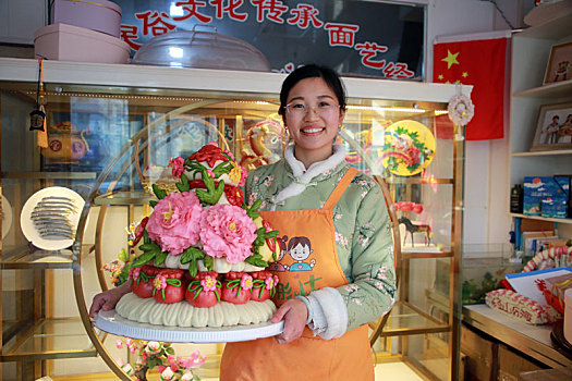 花馍成了香饽饽,满满的年味儿让人不舍得下口