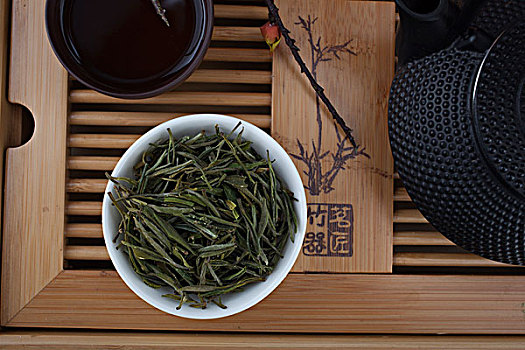 http://www.qunran.cn/html/42c4199916.html