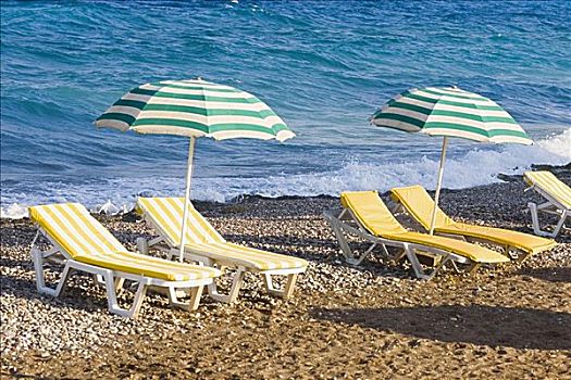 休闲椅,沙滩伞,海滩,罗得斯,多德卡尼斯群岛,希腊