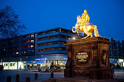 骑马雕像,购物中心,德累斯顿,萨克森,德国,欧洲