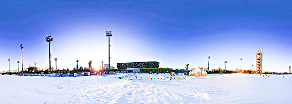 日出鸟巢滑雪场