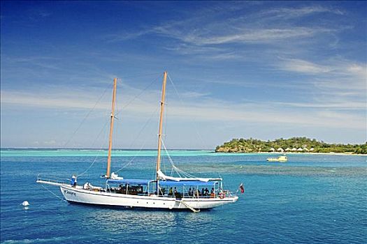 斐济,玛玛努卡群岛,马那岛,岛屿,帆船,浪花,黄色,船,泻湖,海洋