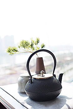 优雅,茶壶,杯子,桌上