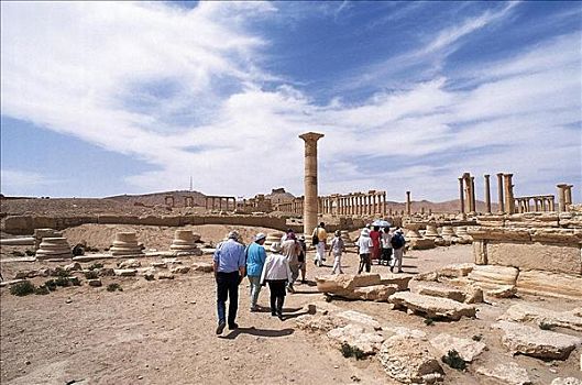 柱子,游客,帕尔迈拉,叙利亚,中东,东方,亚洲,世界遗产