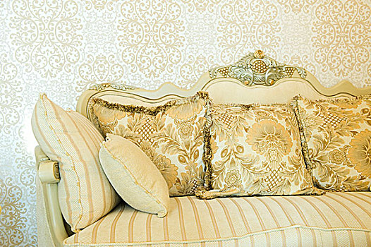 现代,沙发,三个,垫子,正面,漂亮,壁纸