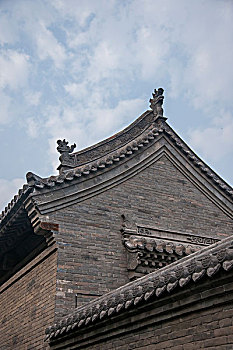 山西省晋中历史文化名城---榆次老城榆次县衙造型优美房檐艺术