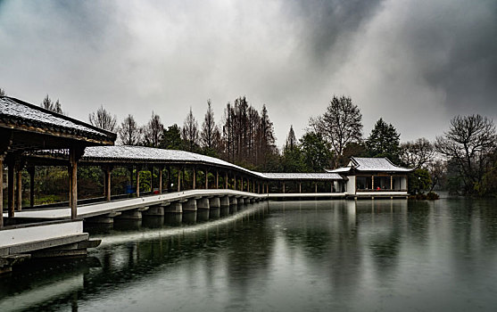 西湖雪景-乌龟潭