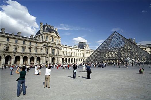 法国,巴黎,卢浮宫,金字塔,游人