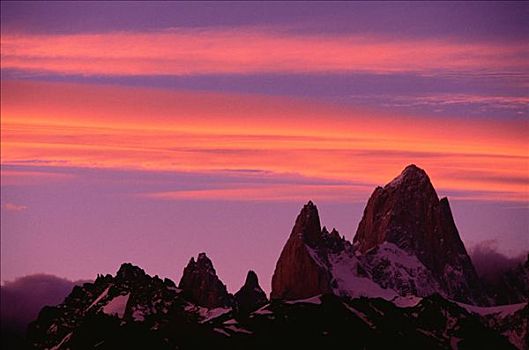 山,日落,洛斯格拉希亚雷斯国家公园,阿根廷