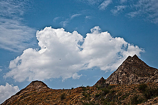 怪石山