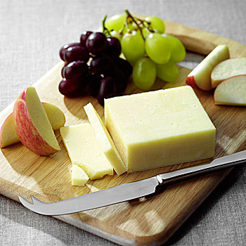 奶酪,水果,切菜板