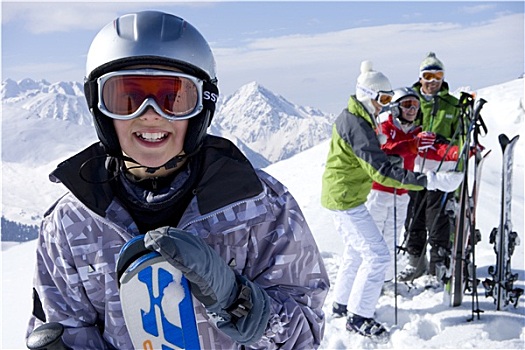 家庭,站立,雪中,山顶,滑雪