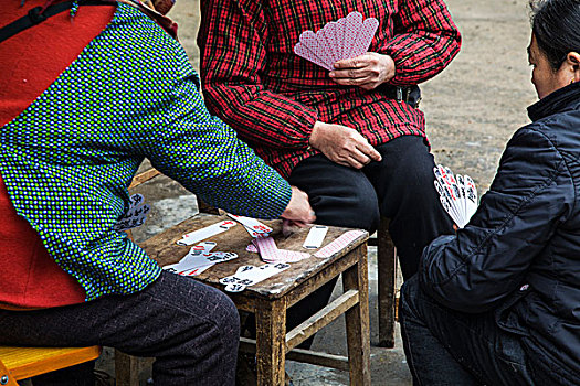女人,玩,中国人,纸牌游戏