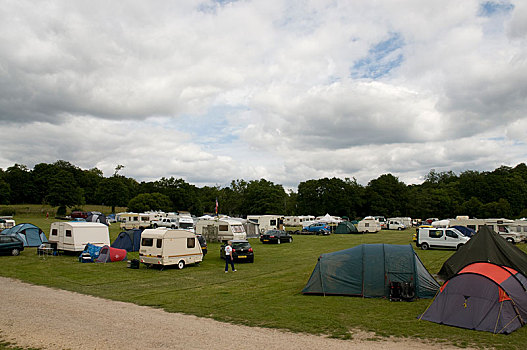 露营地,2009年,未知