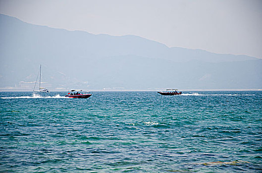 海岸线的岩石