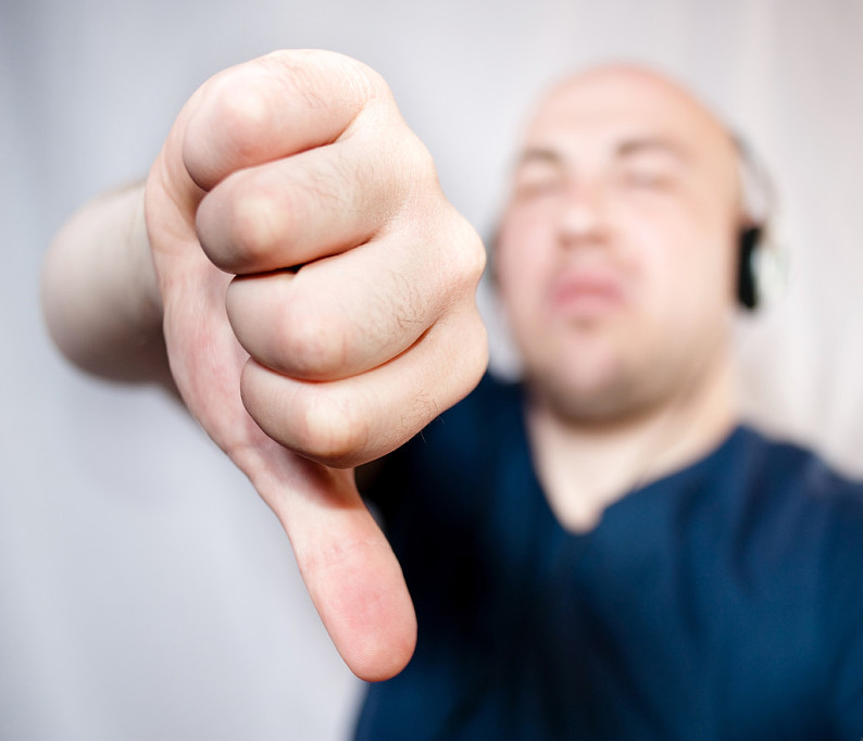 倒竖拇指,男青年,展示,手势_高清图片_全景视觉