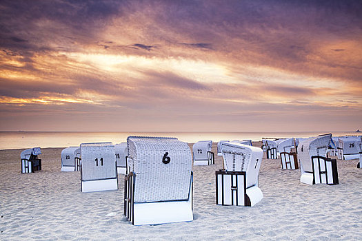 海滩藤椅,黎明,乌瑟多姆岛,梅克伦堡前波莫瑞州,德国