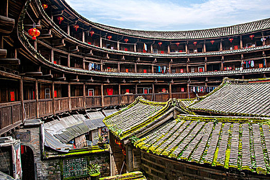 福建漳州南靖土楼,梅林怀远楼楼内庭院