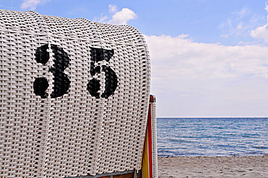 海滩,椅子,数字,35岁,站立,波罗的海,海洋