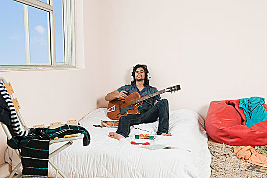 吉他,卧室