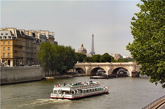 塞纳河,巴黎新桥