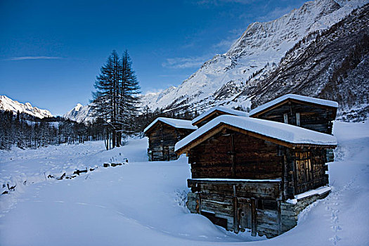 积雪,高山,建筑,日出,局部,世界遗产,瑞士