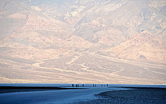 游客,日出,盐磐,背影,死亡谷国家公园,莫哈维沙漠,加利福尼亚,美国