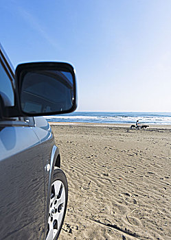 汽车,沙滩