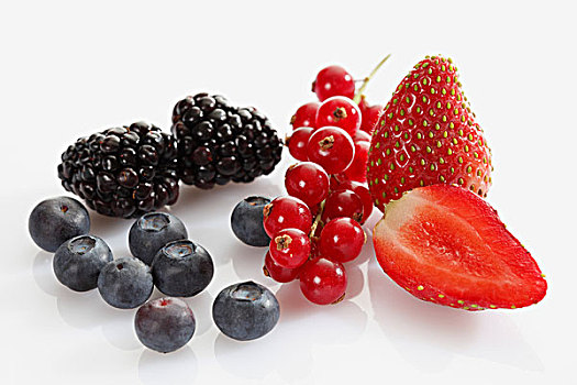 浆果,黑莓,蓝莓,红醋栗,草莓
