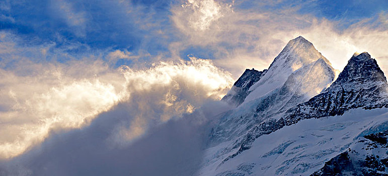 贝塔峰,山,云,阿尔卑斯山,瑞士,欧洲