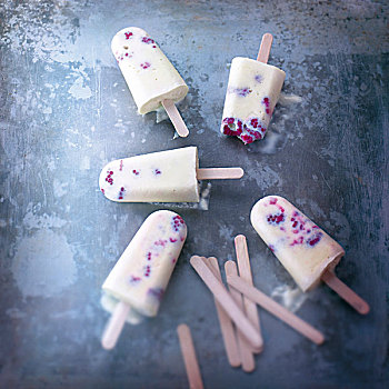 酸奶,树莓冰淇淋
